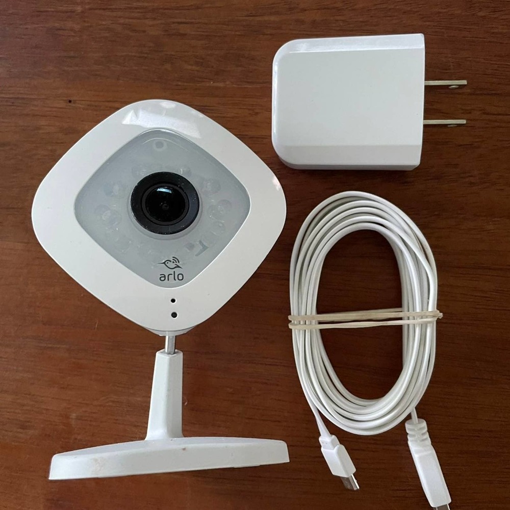 Arlo q indoor wifi security camera